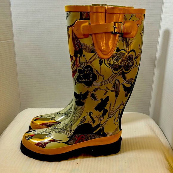 sak rain boots